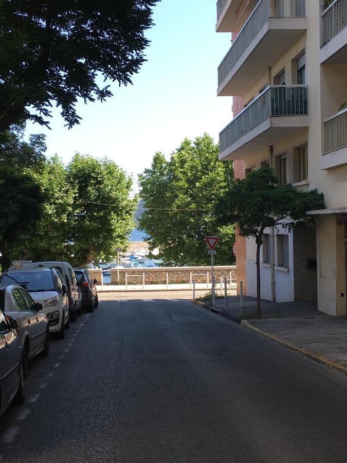 Goeland 3, Climatise, Wifi, Balcons Petite Vue Mer Laterale Au 3 Eme Etage Sans Ascenseur 土伦 外观 照片