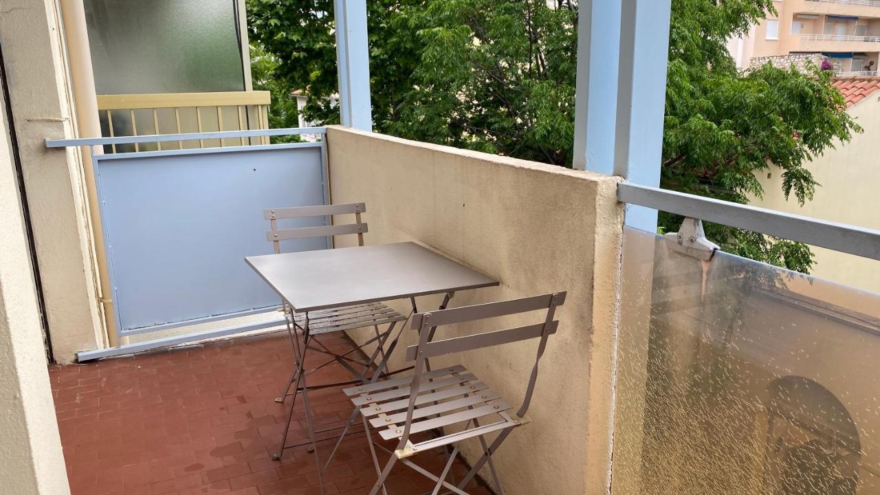 Goeland 3, Climatise, Wifi, Balcons Petite Vue Mer Laterale Au 3 Eme Etage Sans Ascenseur 土伦 外观 照片