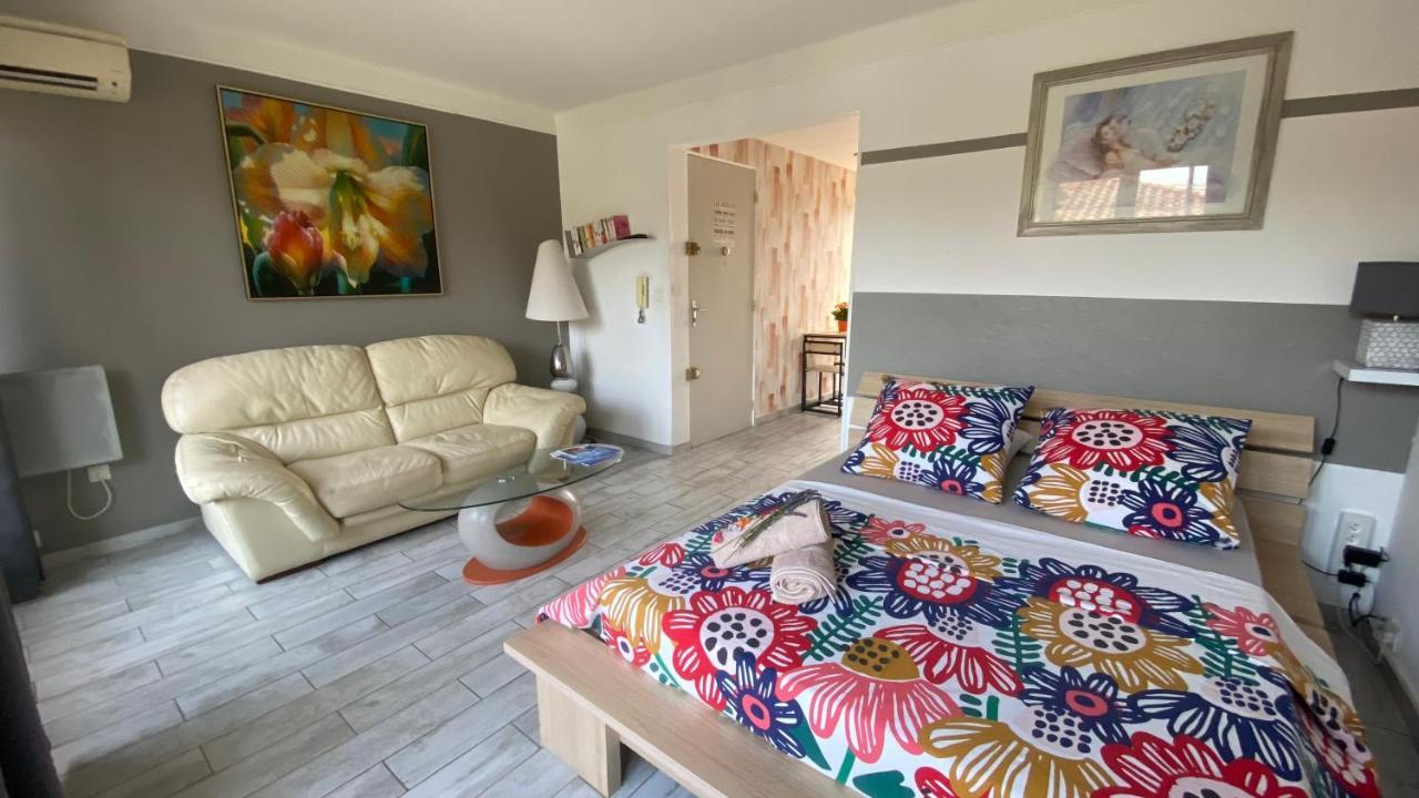 Goeland 3, Climatise, Wifi, Balcons Petite Vue Mer Laterale Au 3 Eme Etage Sans Ascenseur 土伦 外观 照片